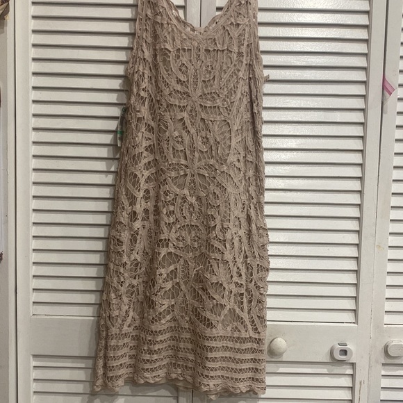 INC Crochet dress, body con shape, fully lined, size 8 - Picture 5 of 5